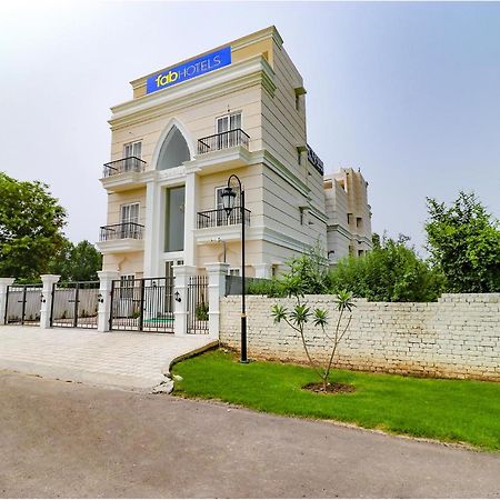 לודהיאנה Fabhotel K9 Villa מראה חיצוני תמונה