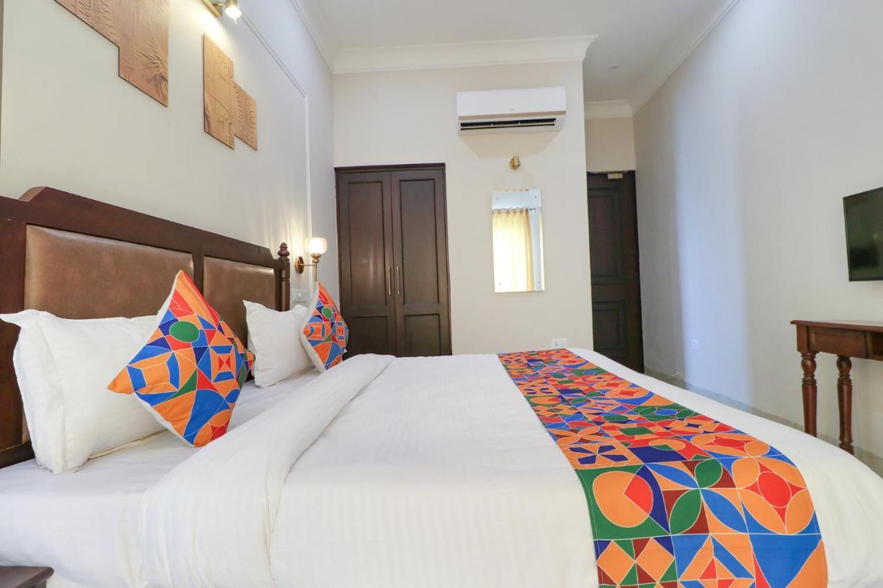לודהיאנה Fabhotel K9 Villa מראה חיצוני תמונה