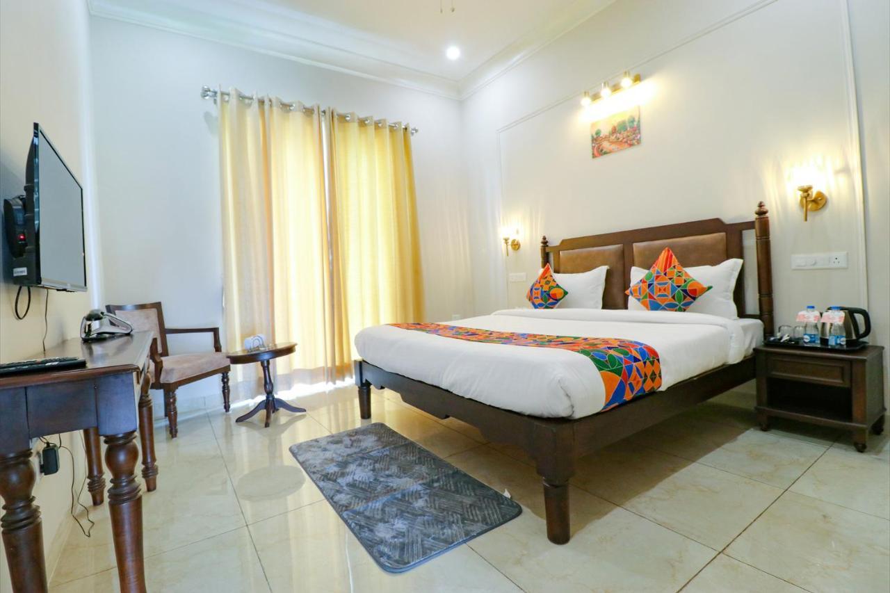 לודהיאנה Fabhotel K9 Villa מראה חיצוני תמונה