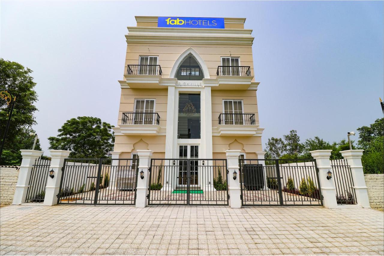 לודהיאנה Fabhotel K9 Villa מראה חיצוני תמונה